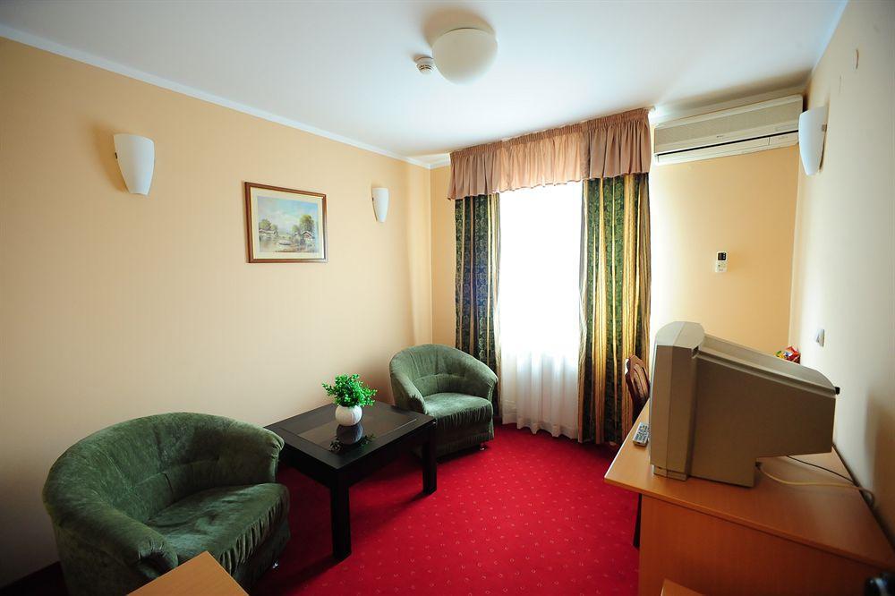 Hotel Elegance Belgrad Dış mekan fotoğraf