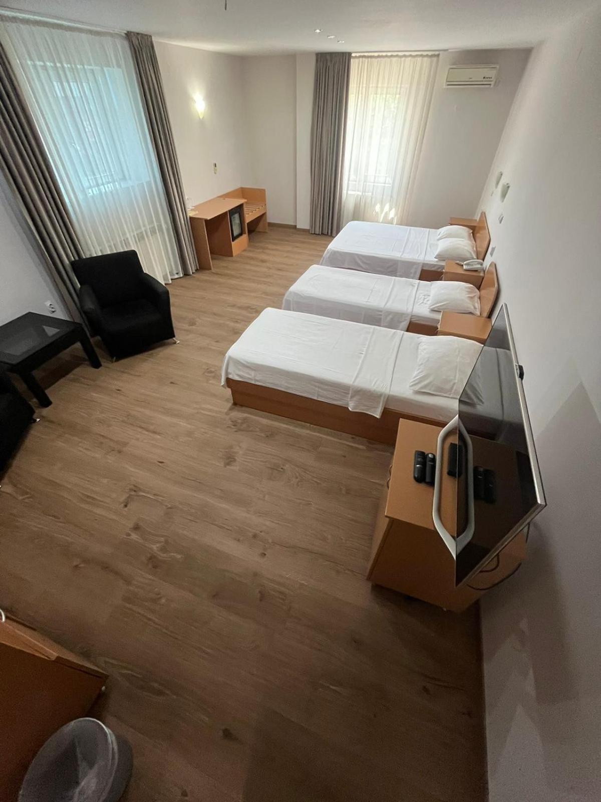 Hotel Elegance Belgrad Dış mekan fotoğraf