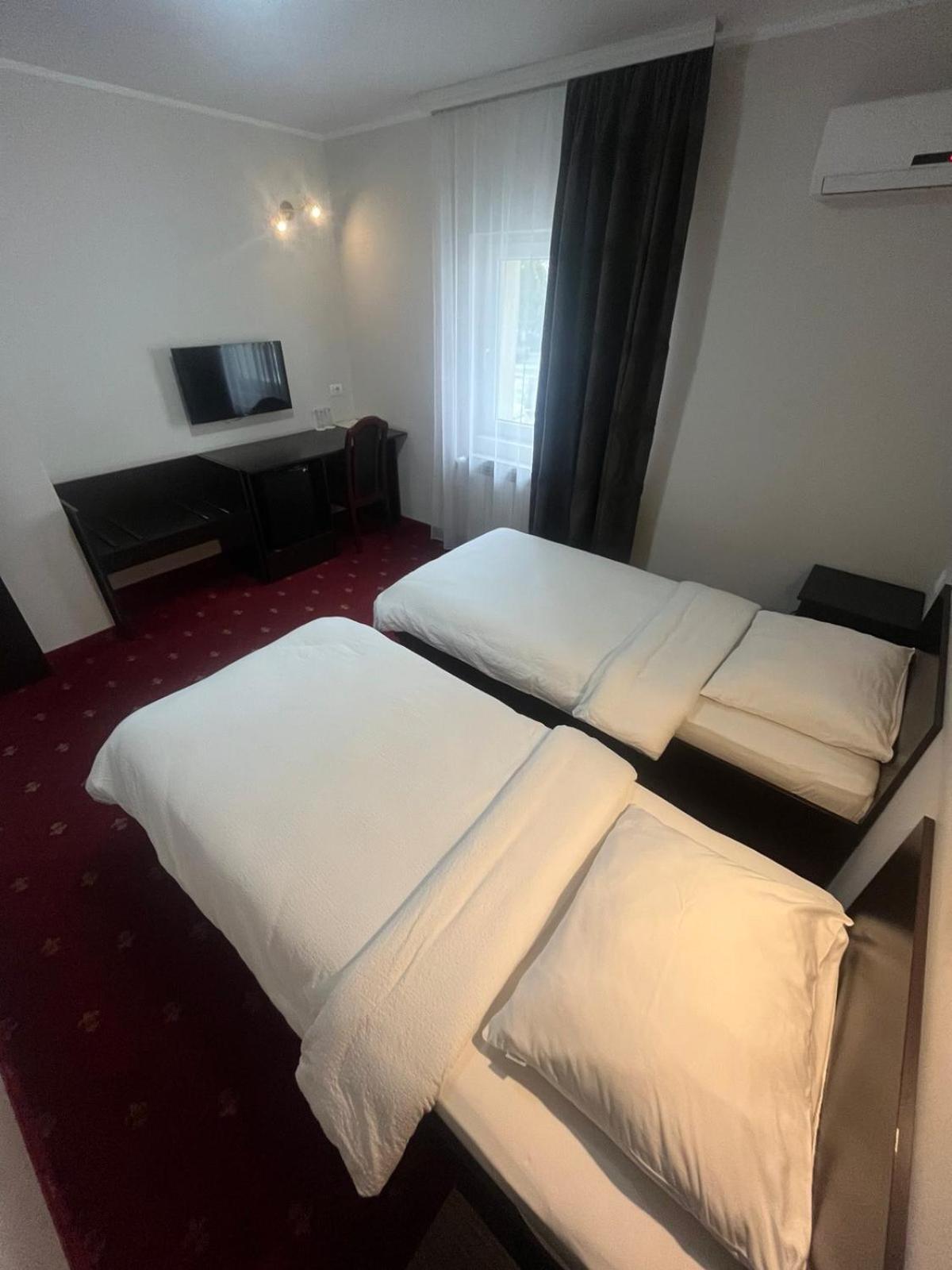 Hotel Elegance Belgrad Dış mekan fotoğraf