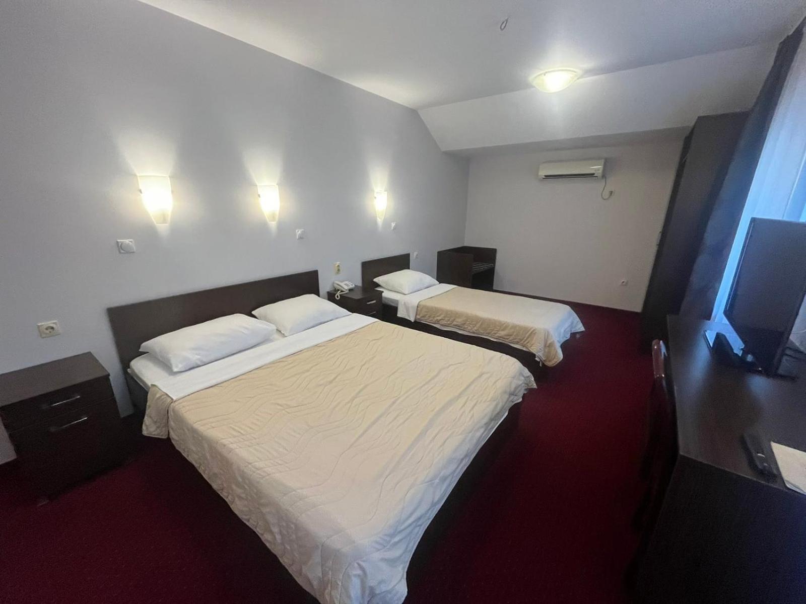 Hotel Elegance Belgrad Dış mekan fotoğraf